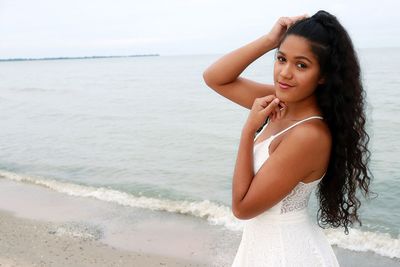 Senior photos on the beach