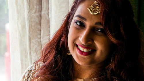 Portrait of woman smiling