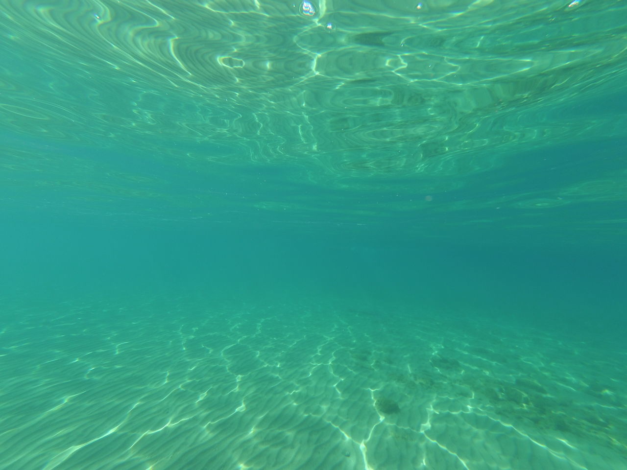 SWIMMING POOL IN SEA