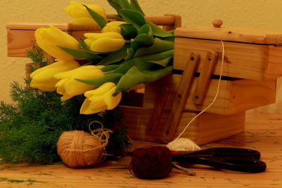 Close up of yellow flowers