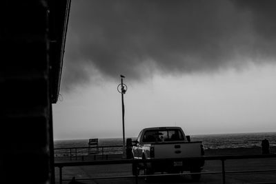 Lifeguard hut against sky