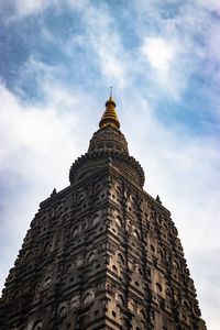 Mahabodhi temple buddhist stupas isolated with bright sky and unique prospective