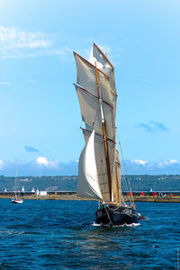 Boats sailing in sea