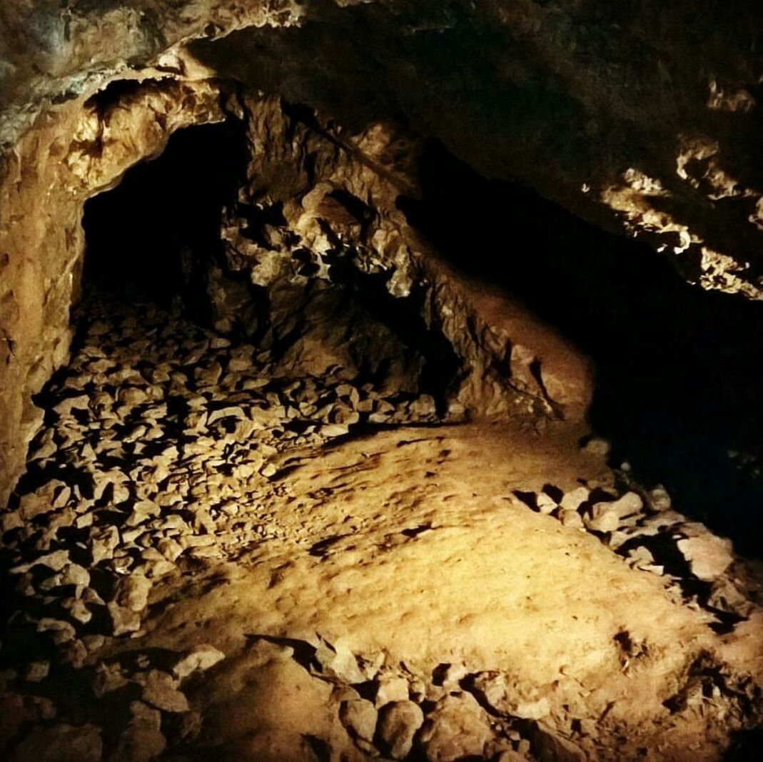 ROCK FORMATION IN CAVE