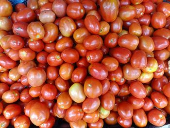 Full frame shot of oranges at market stall