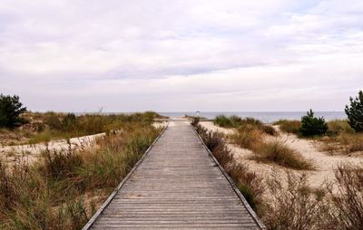 Footpath leading towards sea