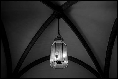 Low angle view of ceiling