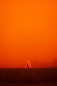 orange color