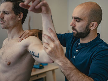 Patient in physiotherapist office