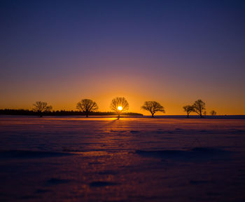 A beautiful rising sun in the winter.