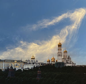 Buildings in city