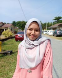 Portrait of a smiling young woman