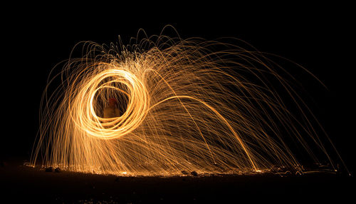 Illuminating fire circle 