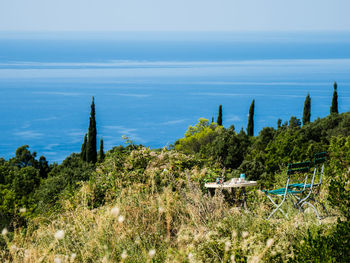 Breakfast table with magnificent view over the ocean in croatia 