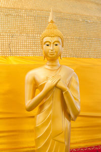 Gold buddha statue in temple