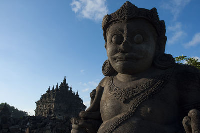 Statue of buddha against sky