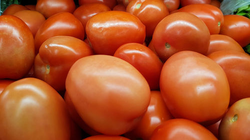 Full frame shot of tomatoes at market