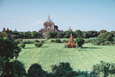 View of temple building against sky