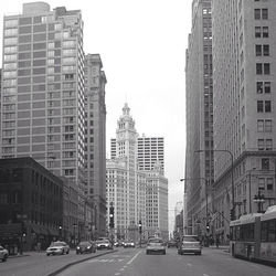 Traffic on city street