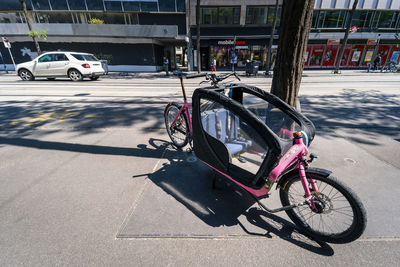 Gazelle cabby cargo bike, long-wheelbase cargo bike or long john bicycle, parked by street in zurich