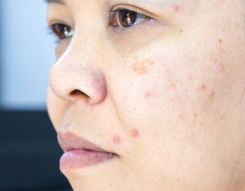 Close-up portrait of teenage girl