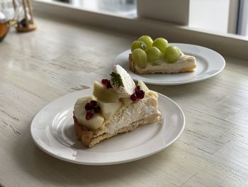 Close-up of cake in plate on table