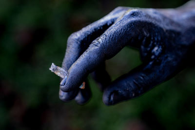 Close-up of human hand