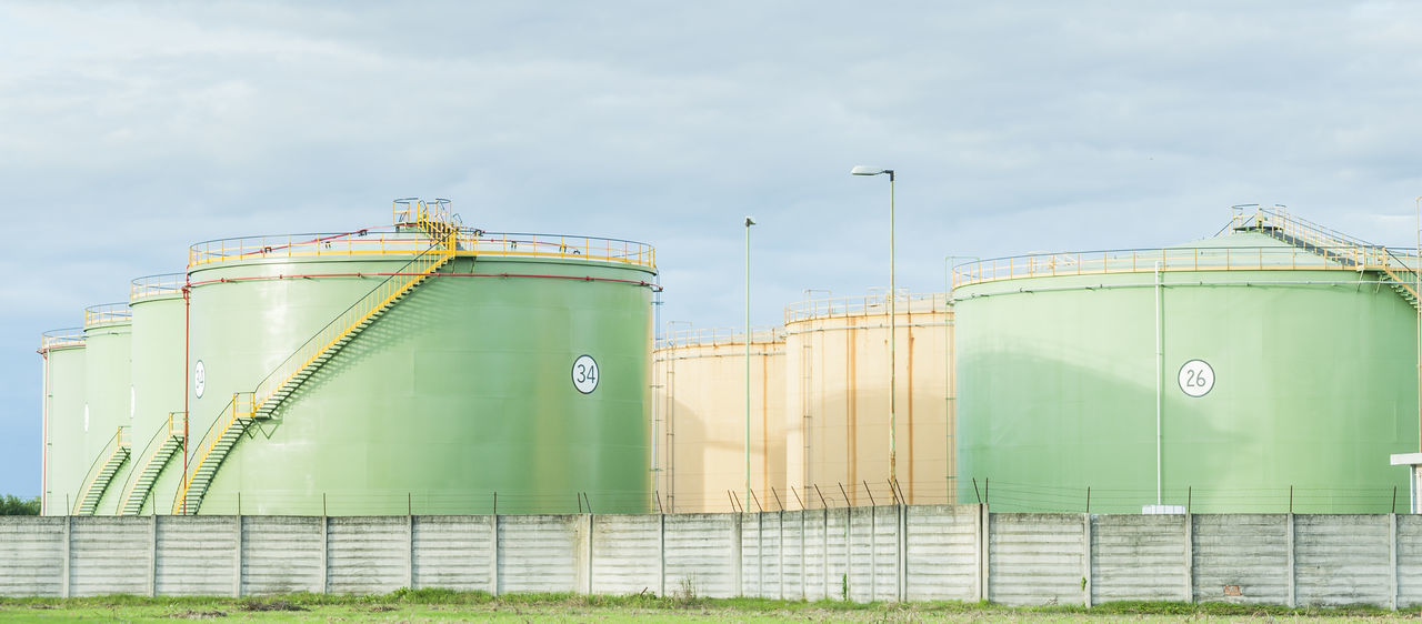 Storage tanks