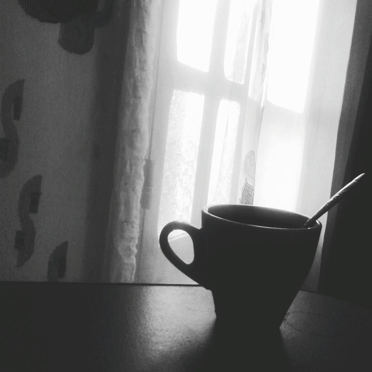 indoors, table, home interior, coffee cup, window, chair, still life, absence, empty, domestic room, no people, drink, shadow, cup, coffee, close-up, sunlight, coffee - drink, day, food and drink