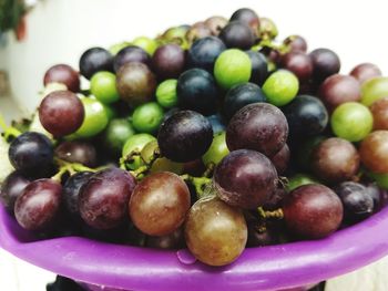 Close-up of grapes