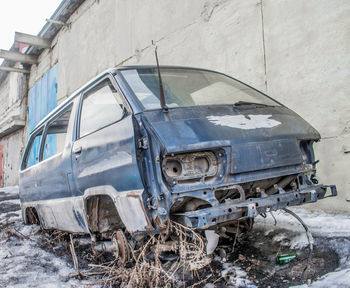 Old abandoned car