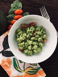 Creamy avocado pasta salad