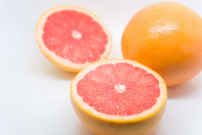 Close-up of orange slices on table