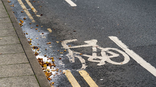 A bicycle lane sign on a uk road