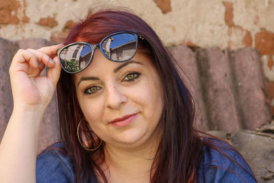 Close-up portrait of young woman