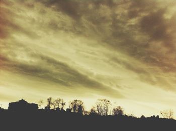 Low angle view of cloudy sky