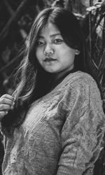 Portrait of teenage girl