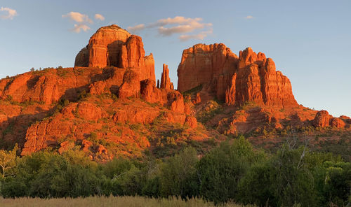 Sunset view of cathedral rock formations in sedona