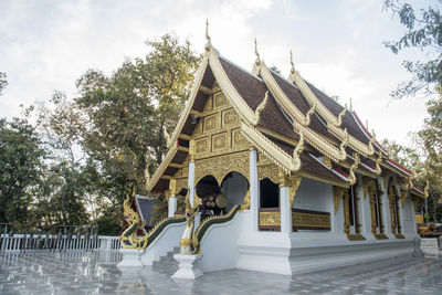 Exterior of temple building against sky