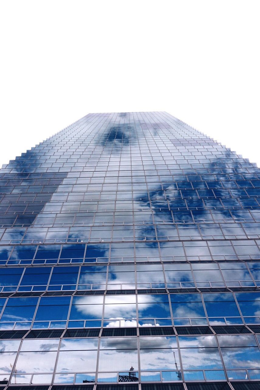 LOW ANGLE VIEW OF MODERN BUILDINGS AGAINST SKY