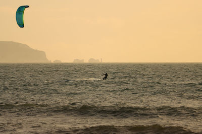 Sailing in the wind 