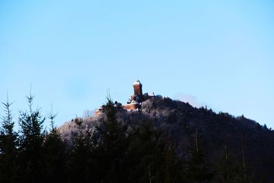 Lighthouse against clear sky