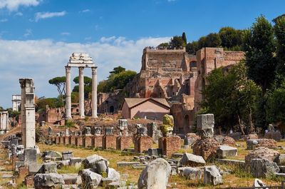 View of old ruins against sky