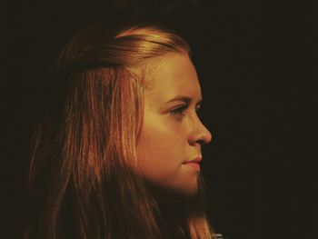 Close-up portrait of young woman