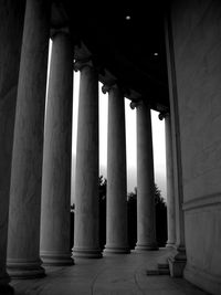 Colonnades at lincoln memorial