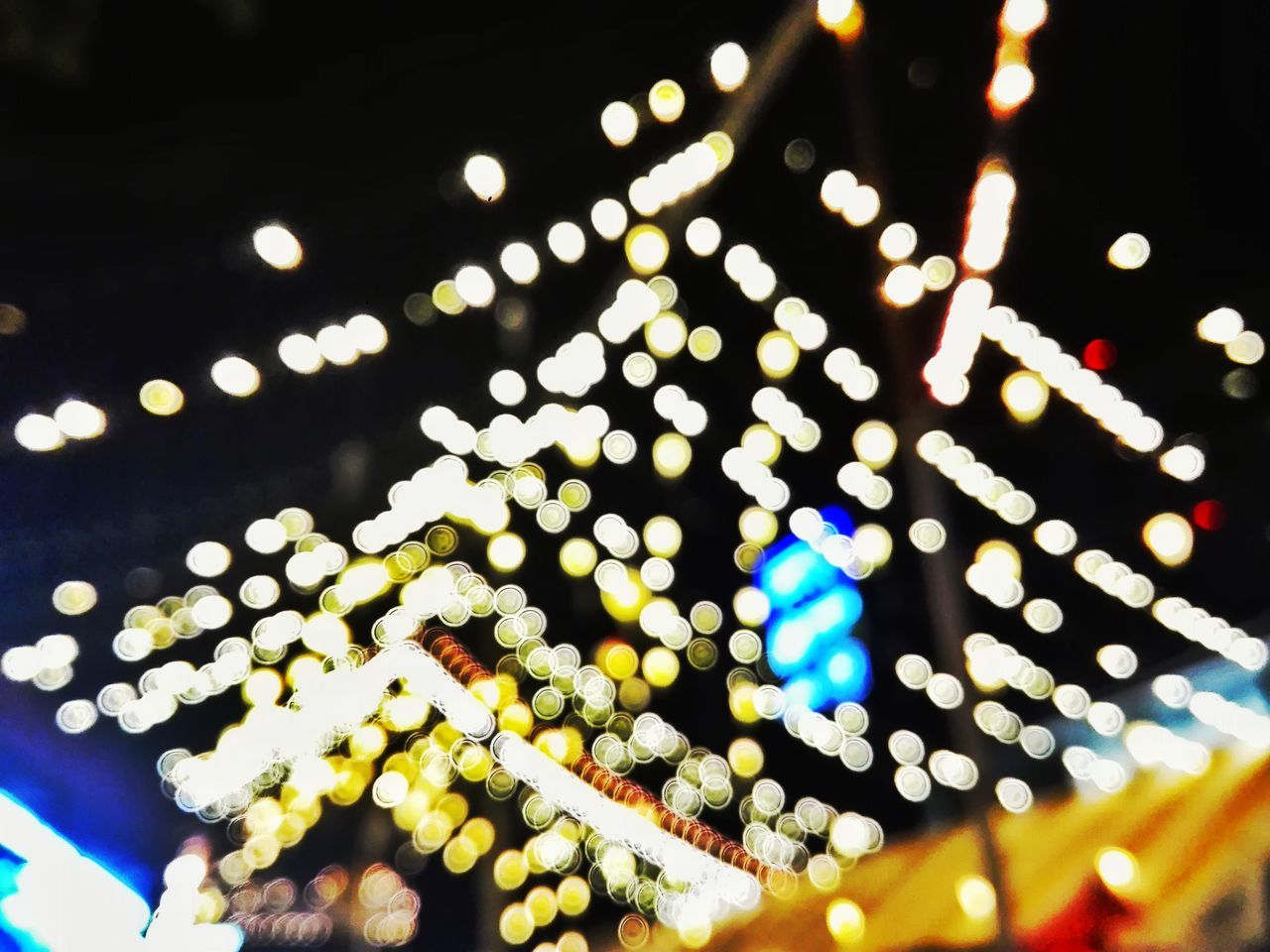 illuminated, lighting equipment, night, glowing, defocused, no people, decoration, light, light - natural phenomenon, multi colored, pattern, electricity, celebration, electric light, christmas lights, lens flare, selective focus, geometric shape, christmas decoration