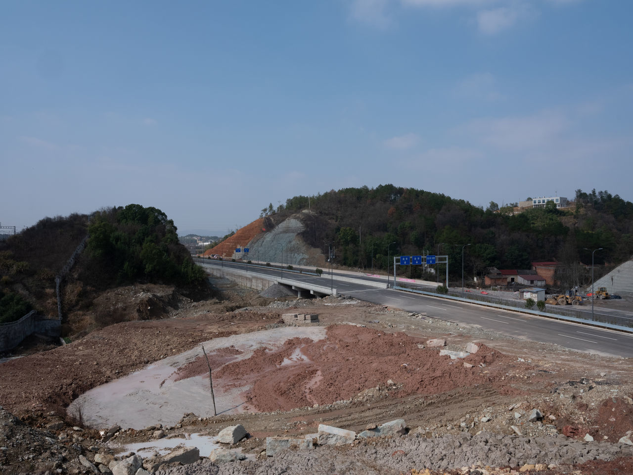 SCENIC VIEW OF ROAD AGAINST SKY