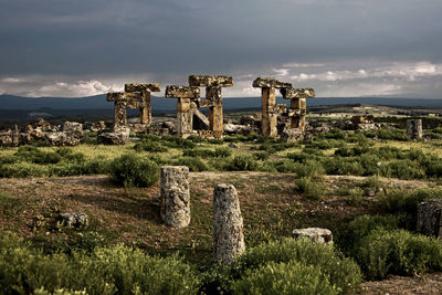 Old ruins against sky