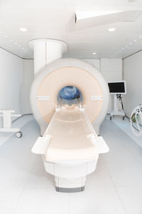 Medical ct or mri scan in the modern hospital laboratory. interior of radiography department. 