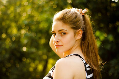 Close-up portrait of young woman